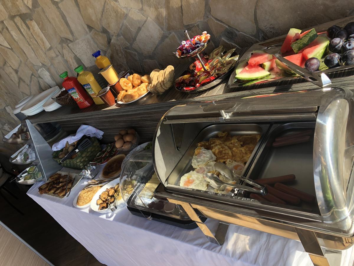 Premier * Ulcinj